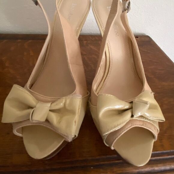 Enzo Angiolini Slingback Heels With Bows Tan - Picture 4 of 9
